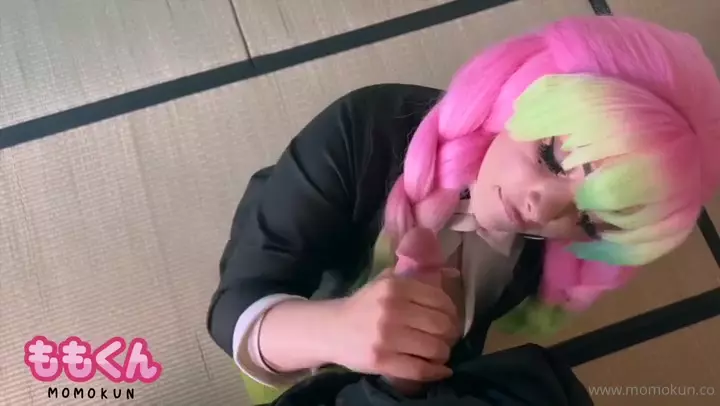 Se filtra un vídeo cosplay de Mitsuri Kanroji con Momokun desnudo