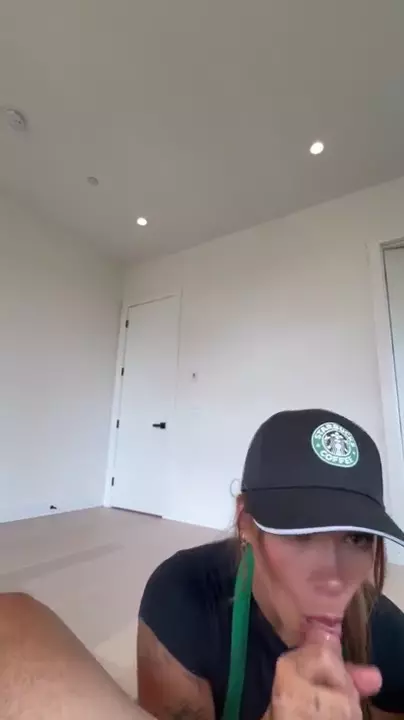 Ari Kytsya, empleado de Starbucks, filtró un vídeo