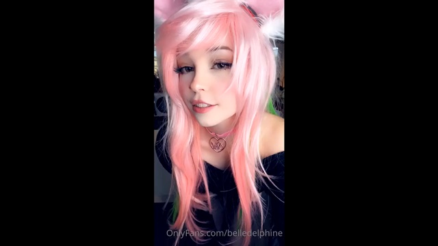 Belle Delphine Nude Teasing Porn Video